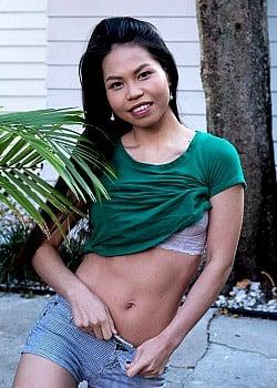 Evie Ling